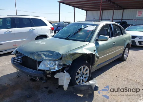 2003 Volkswagen Passat Gls V6 из США, поврежденный, VIN WVWPH63B23P274061